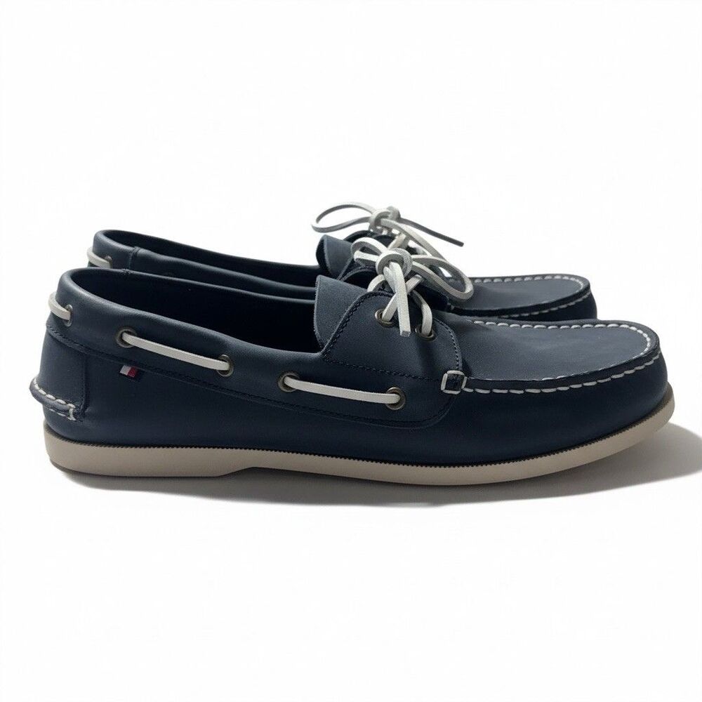Tommy Hilfiger Navy Blue Boat Shoe Leather White Laces. Mens Size 12 Med